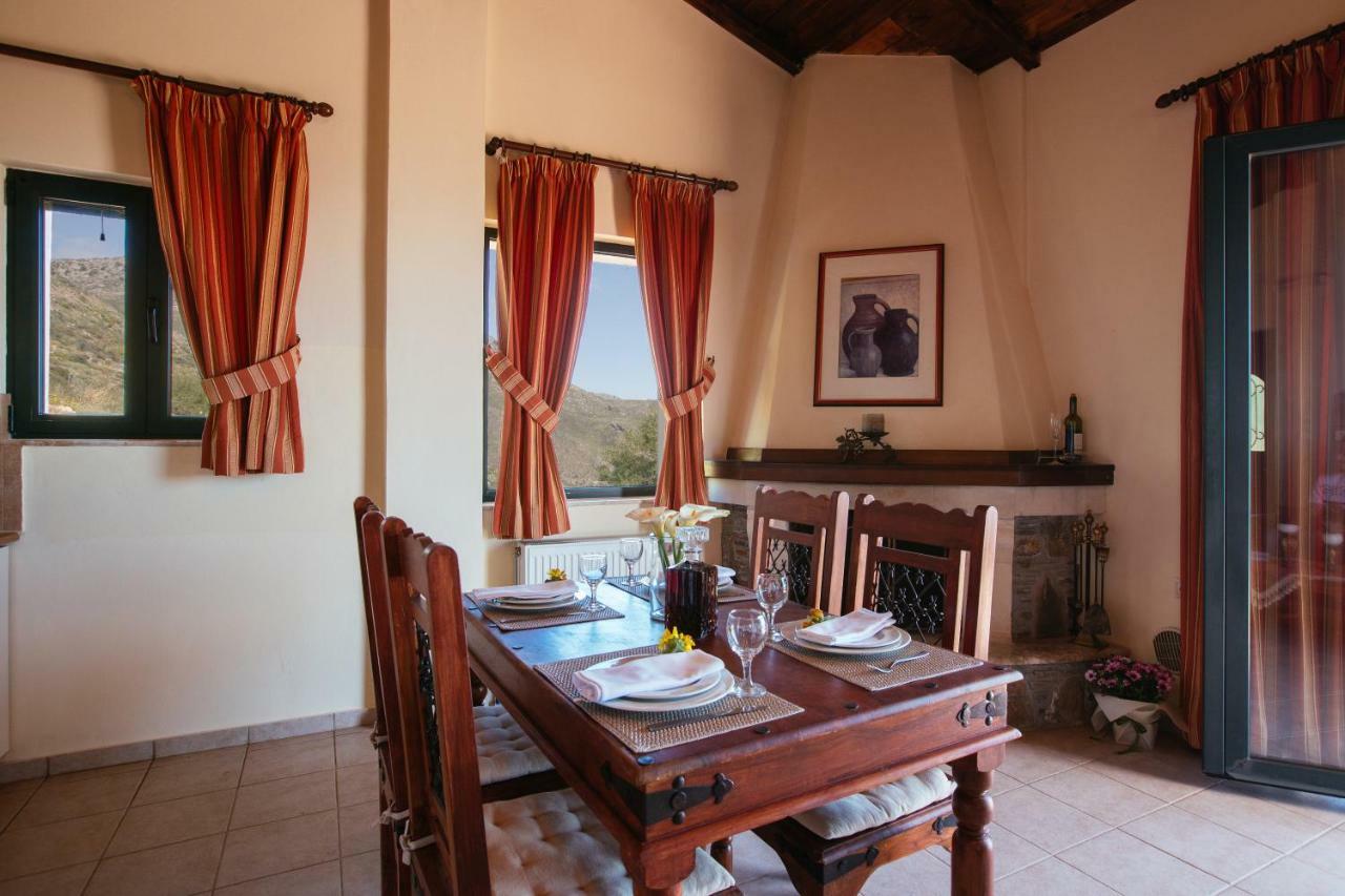 Aetovigla Guesthouse Krousonas  Exteriér fotografie