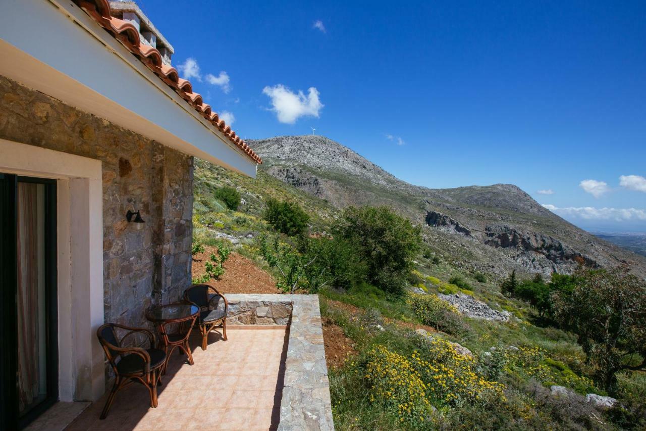 Aetovigla Guesthouse Krousonas  Exteriér fotografie
